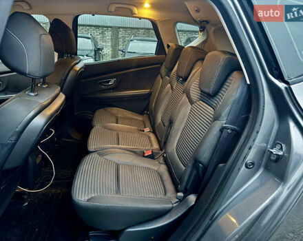 Серый Рено Сценик, объемом двигателя 1.46 л и пробегом 208 тыс. км за 12300 $, фото 10 на Automoto.ua