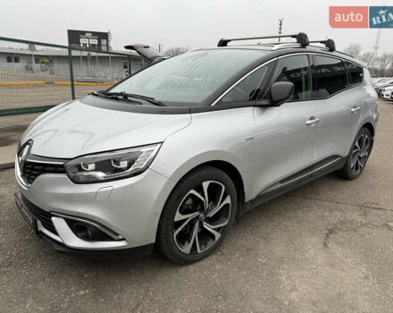 Сірий Рено Сценік, об'ємом двигуна 1.6 л та пробігом 227 тис. км за 16490 $, фото 2 на Automoto.ua