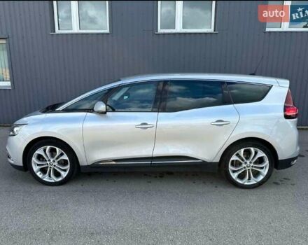 Серый Рено Сценик, объемом двигателя 1.8 л и пробегом 215 тыс. км за 16000 $, фото 2 на Automoto.ua