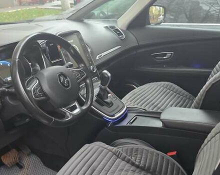 Серый Рено Сценик, объемом двигателя 1.6 л и пробегом 99 тыс. км за 17000 $, фото 6 на Automoto.ua