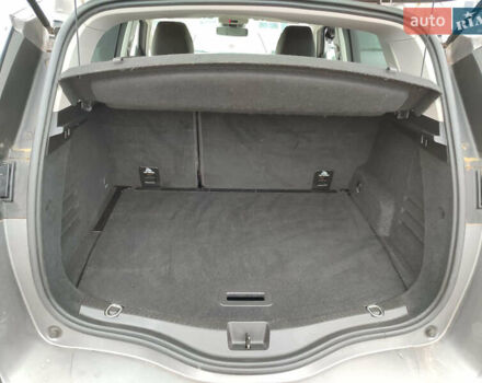 Серый Рено Сценик, объемом двигателя 1.46 л и пробегом 177 тыс. км за 17100 $, фото 1 на Automoto.ua