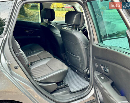 Рено Сценик 2018 в Киеве на Automoto.ua Серый Рено Сценик, объемом двигателя 1.6 л и пробегом 187 тыс. км за 18900 $, фото 20 на Automoto.ua