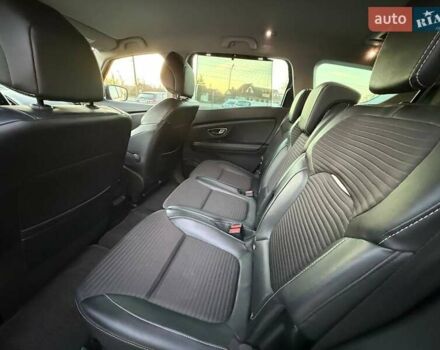 Серый Рено Сценик, объемом двигателя 1.46 л и пробегом 238 тыс. км за 16499 $, фото 26 на Automoto.ua