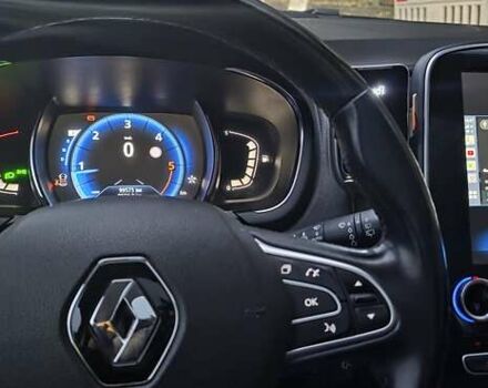 Серый Рено Сценик, объемом двигателя 1.6 л и пробегом 99 тыс. км за 17000 $, фото 4 на Automoto.ua