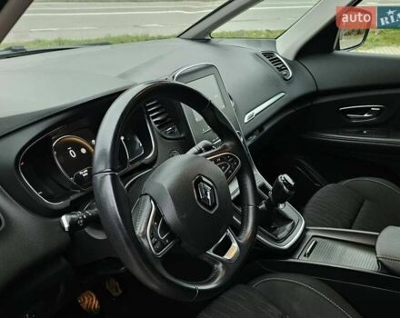 Серый Рено Сценик, объемом двигателя 1.6 л и пробегом 215 тыс. км за 14500 $, фото 9 на Automoto.ua