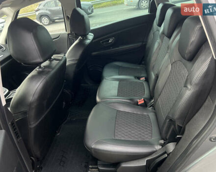 Серый Рено Сценик, объемом двигателя 1.46 л и пробегом 212 тыс. км за 14900 $, фото 9 на Automoto.ua