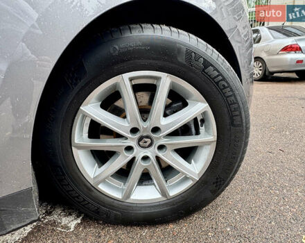 Сірий Рено Сценік, об'ємом двигуна 1.6 л та пробігом 187 тис. км за 17000 $, фото 7 на Automoto.ua