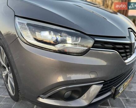 Серый Рено Сценик, объемом двигателя 1.46 л и пробегом 238 тыс. км за 16499 $, фото 11 на Automoto.ua