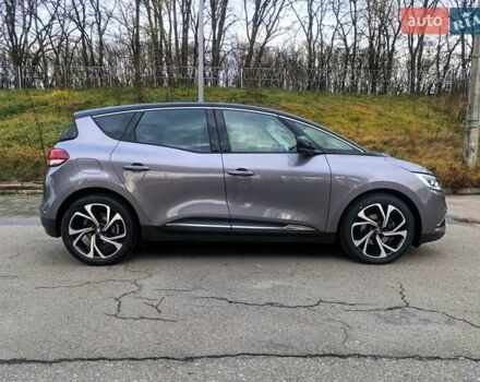 Сірий Рено Сценік, об'ємом двигуна 1.75 л та пробігом 230 тис. км за 16500 $, фото 13 на Automoto.ua