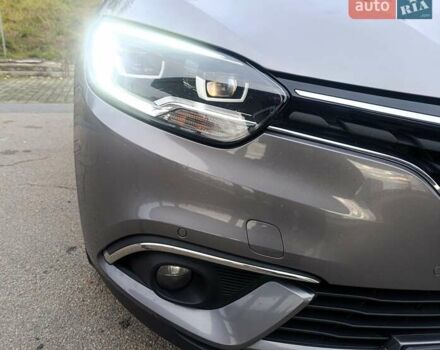 Сірий Рено Сценік, об'ємом двигуна 1.75 л та пробігом 230 тис. км за 16500 $, фото 26 на Automoto.ua