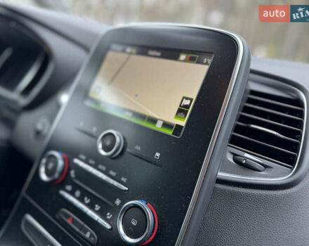 Рено Сценик 2019 в Житомире на Automoto.ua Серый Рено Сценик, объемом двигателя 1.75 л и пробегом 223 тыс. км за 14900 $, фото 14 на Automoto.ua