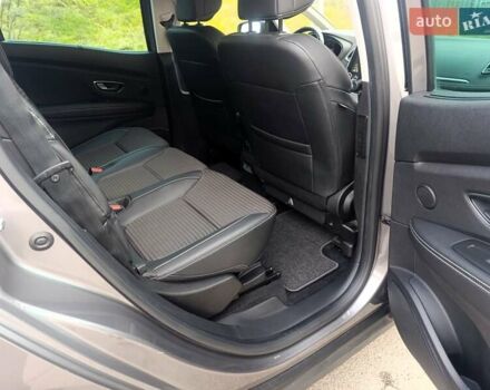 Сірий Рено Сценік, об'ємом двигуна 1.75 л та пробігом 230 тис. км за 16500 $, фото 71 на Automoto.ua