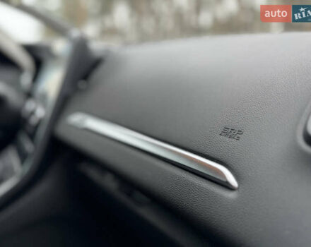 Рено Сценик 2019 в Житомире на Automoto.ua Серый Рено Сценик, объемом двигателя 1.75 л и пробегом 223 тыс. км за 14900 $, фото 12 на Automoto.ua