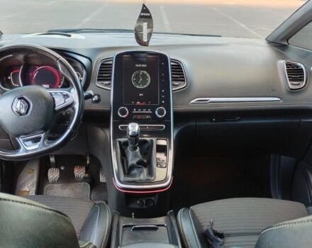 Серый Рено Сценик, объемом двигателя 1.8 л и пробегом 142 тыс. км за 17999 $, фото 8 на Automoto.ua