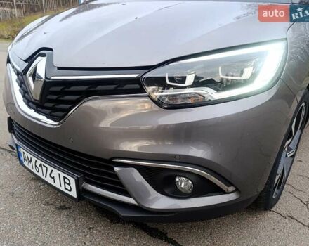Сірий Рено Сценік, об'ємом двигуна 1.75 л та пробігом 230 тис. км за 16500 $, фото 35 на Automoto.ua