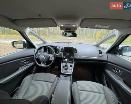 Рено Сценик 2019 в Житомире на Automoto.ua Серый Рено Сценик, объемом двигателя 1.75 л и пробегом 223 тыс. км за 14900 $, фото 9 на Automoto.ua