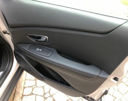 Сірий Рено Сценік, об'ємом двигуна 1.7 л та пробігом 129 тис. км за 9000 $, фото 9 на Automoto.ua