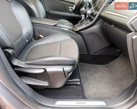 Сірий Рено Сценік, об'ємом двигуна 1.75 л та пробігом 230 тис. км за 16500 $, фото 57 на Automoto.ua