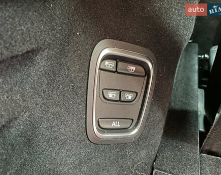 Серый Рено Сценик, объемом двигателя 1.75 л и пробегом 218 тыс. км за 15999 $, фото 20 на Automoto.ua