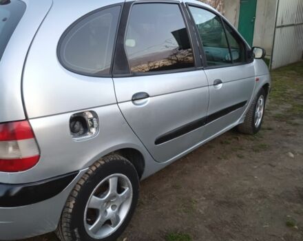 Серый Рено Сценик, объемом двигателя 1 л и пробегом 341 тыс. км за 2550 $, фото 1 на Automoto.ua