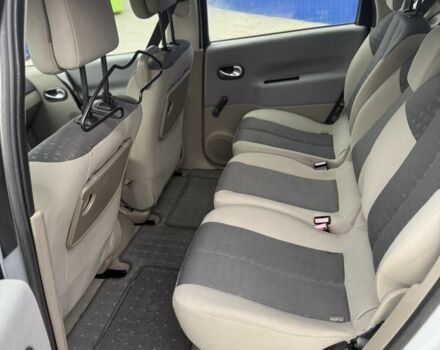 Сірий Рено Сценік, об'ємом двигуна 1.6 л та пробігом 202 тис. км за 4150 $, фото 5 на Automoto.ua