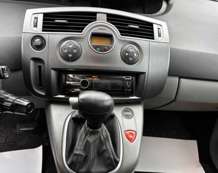 Сірий Рено Сценік, об'ємом двигуна 2 л та пробігом 250 тис. км за 4600 $, фото 19 на Automoto.ua