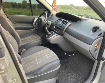 Серый Рено Сценик, объемом двигателя 1.6 л и пробегом 259 тыс. км за 3999 $, фото 12 на Automoto.ua