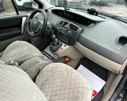 Серый Рено Сценик, объемом двигателя 1.5 л и пробегом 265 тыс. км за 5790 $, фото 13 на Automoto.ua