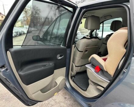 Серый Рено Сценик, объемом двигателя 1.5 л и пробегом 265 тыс. км за 5790 $, фото 18 на Automoto.ua