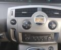 Рено Сценік 2007 у Марганце на Automoto.ua Сірий Рено Сценік, об'ємом двигуна 1.6 л та пробігом 149 тис. км за 5899 $, фото 14 на Automoto.ua