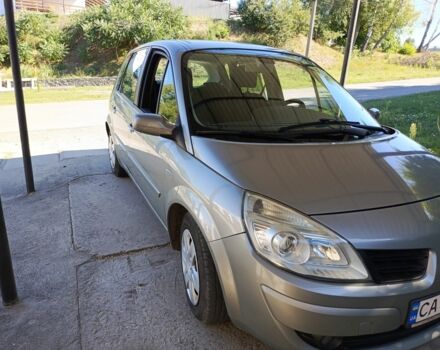 Серый Рено Сценик, объемом двигателя 1.6 л и пробегом 181 тыс. км за 5400 $, фото 1 на Automoto.ua