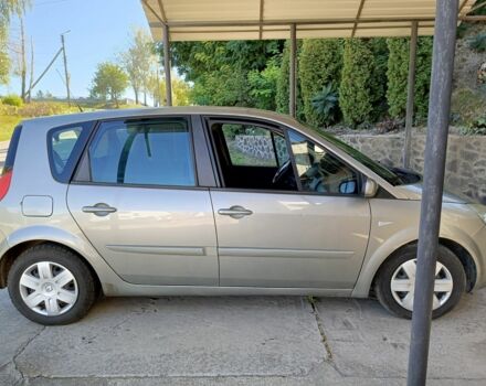 Серый Рено Сценик, объемом двигателя 1.6 л и пробегом 181 тыс. км за 5400 $, фото 4 на Automoto.ua