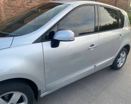 Рено Сценик 2009 в Чернигове на Automoto.ua Серый Рено Сценик, объемом двигателя 1.5 л и пробегом 240 тыс. км за 6300 $, фото 5 на Automoto.ua