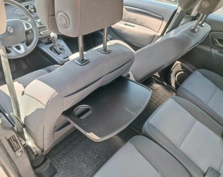 Сірий Рено Сценік, об'ємом двигуна 1.5 л та пробігом 330 тис. км за 6990 $, фото 21 на Automoto.ua