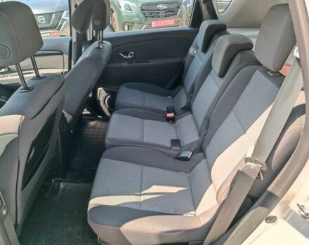 Сірий Рено Сценік, об'ємом двигуна 1.5 л та пробігом 330 тис. км за 6990 $, фото 20 на Automoto.ua