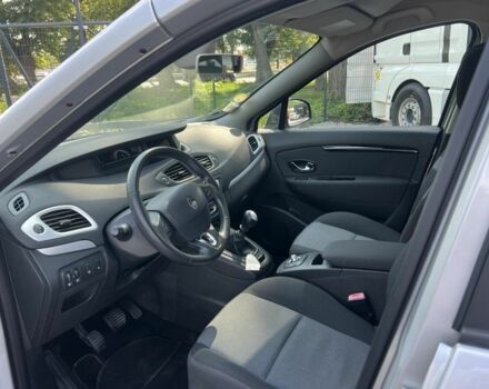 Сірий Рено Сценік, об'ємом двигуна 0 л та пробігом 221 тис. км за 8999 $, фото 11 на Automoto.ua