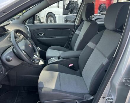 Сірий Рено Сценік, об'ємом двигуна 0 л та пробігом 221 тис. км за 8999 $, фото 12 на Automoto.ua