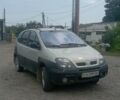 Серый Рено Сценик, объемом двигателя 2 л и пробегом 299 тыс. км за 1900 $, фото 3 на Automoto.ua