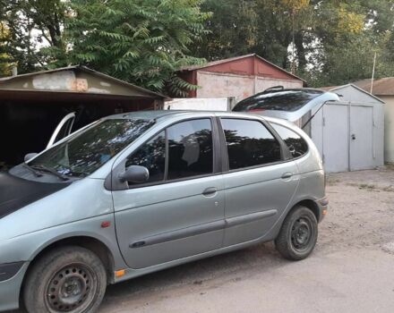 Серый Рено Сценик, объемом двигателя 1.6 л и пробегом 215 тыс. км за 2000 $, фото 1 на Automoto.ua