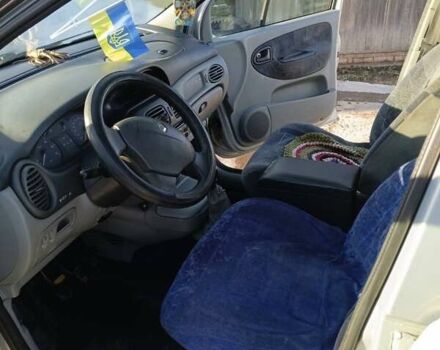 Серый Рено Сценик, объемом двигателя 1.6 л и пробегом 376 тыс. км за 2200 $, фото 1 на Automoto.ua