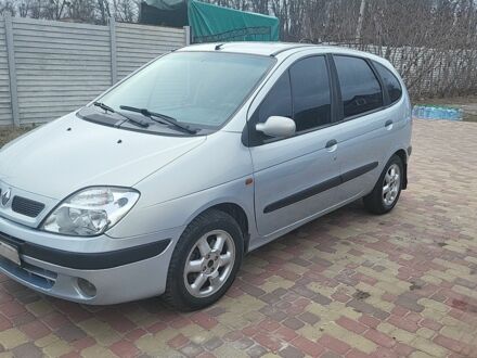 Рено Сценік 2001 у Купянске на Automoto.ua Сірий Рено Сценік, об'ємом двигуна 1.6 л та пробігом 348 тис. км за 3200 $, фото 1 на Automoto.ua