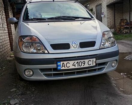 Серый Рено Сценик, объемом двигателя 1.9 л и пробегом 300 тыс. км за 3600 $, фото 1 на Automoto.ua