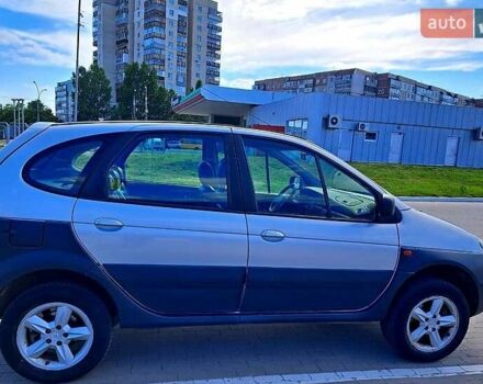 Серый Рено Сценик, объемом двигателя 2 л и пробегом 240 тыс. км за 4250 $, фото 1 на Automoto.ua