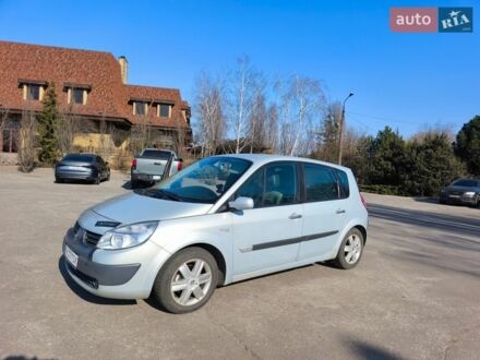Серый Рено Сценик, объемом двигателя 1.6 л и пробегом 228 тыс. км за 5380 $, фото 1 на Automoto.ua