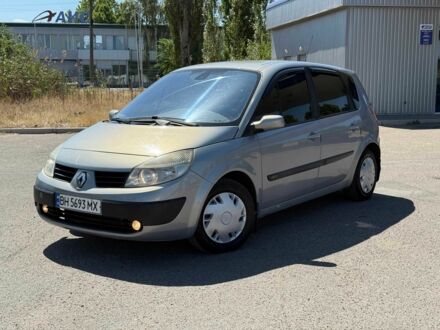 Серый Рено Сценик, объемом двигателя 1.5 л и пробегом 295 тыс. км за 4100 $, фото 1 на Automoto.ua