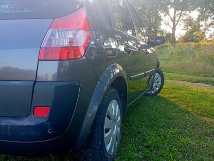 Серый Рено Сценик, объемом двигателя 1.6 л и пробегом 200 тыс. км за 3500 $, фото 1 на Automoto.ua