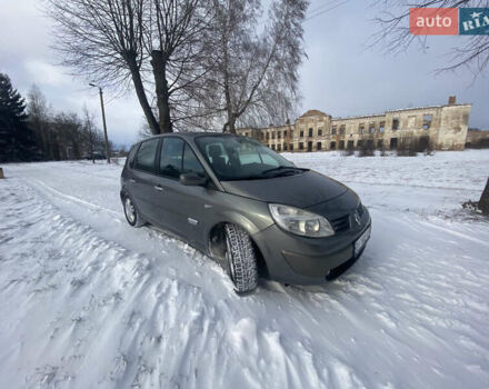 Серый Рено Сценик, объемом двигателя 2 л и пробегом 240 тыс. км за 4650 $, фото 1 на Automoto.ua