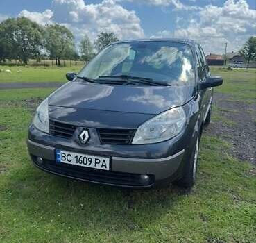 Серый Рено Сценик, объемом двигателя 1.9 л и пробегом 300 тыс. км за 3300 $, фото 1 на Automoto.ua