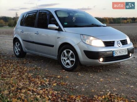Рено Сценік 2005 у Золочів на Automoto.ua Сірий Рено Сценік, об'ємом двигуна 2 л та пробігом 172 тис. км за 5000 $, фото 1 на Automoto.ua