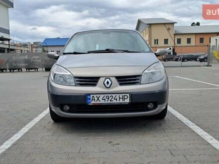 Рено Сценік 2005 у Івано-Франківську на Automoto.ua Сірий Рено Сценік, об'ємом двигуна 1.6 л та пробігом 157 тис. км за 5500 $, фото 1 на Automoto.ua
